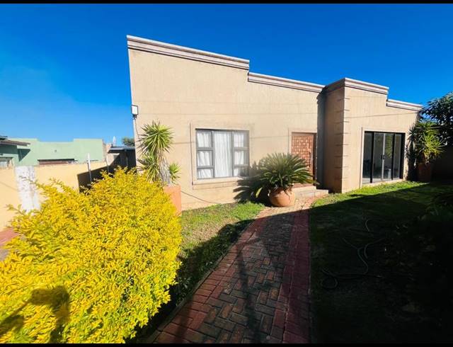 3 BEDROOM HOUSE FOR SALE IN ENNERDALE SOUTH